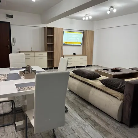 Universitate Apartment
